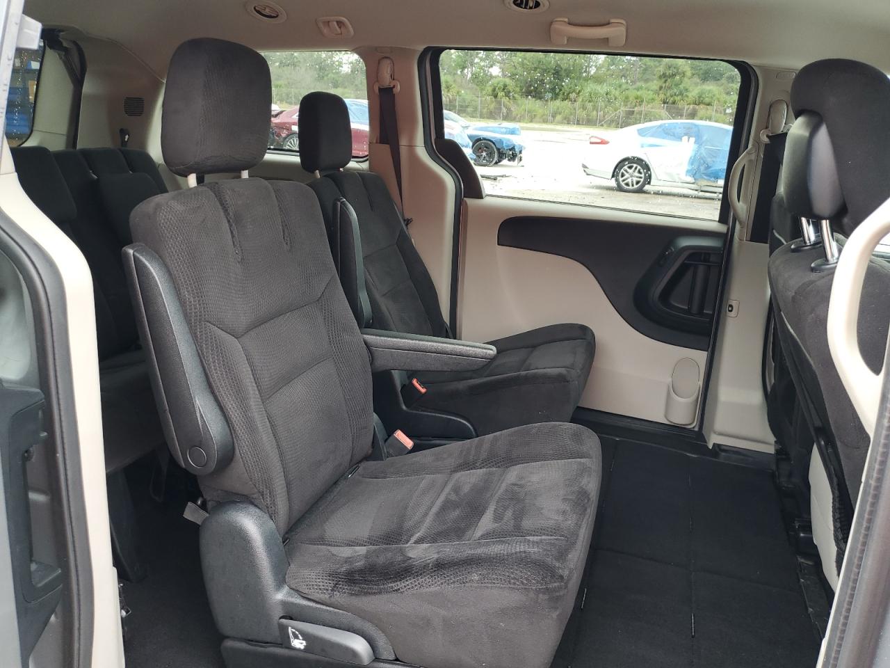 DODGE GRAND CARAVAN SXT