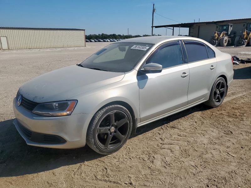 2011 VOLKSWAGEN JETTA SE - 3VWDZ7AJ5BM321360