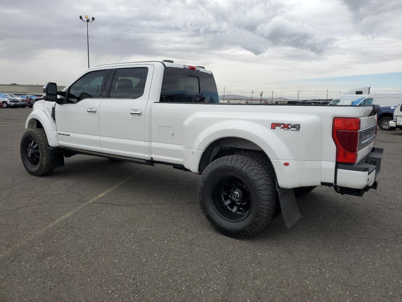 FORD F-450 SUPER DUTY
