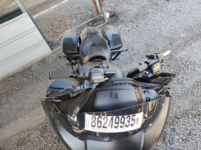 2018 HARLEY-DAVIDSON FLTRX ROAD 1HD1KHC19JB686514