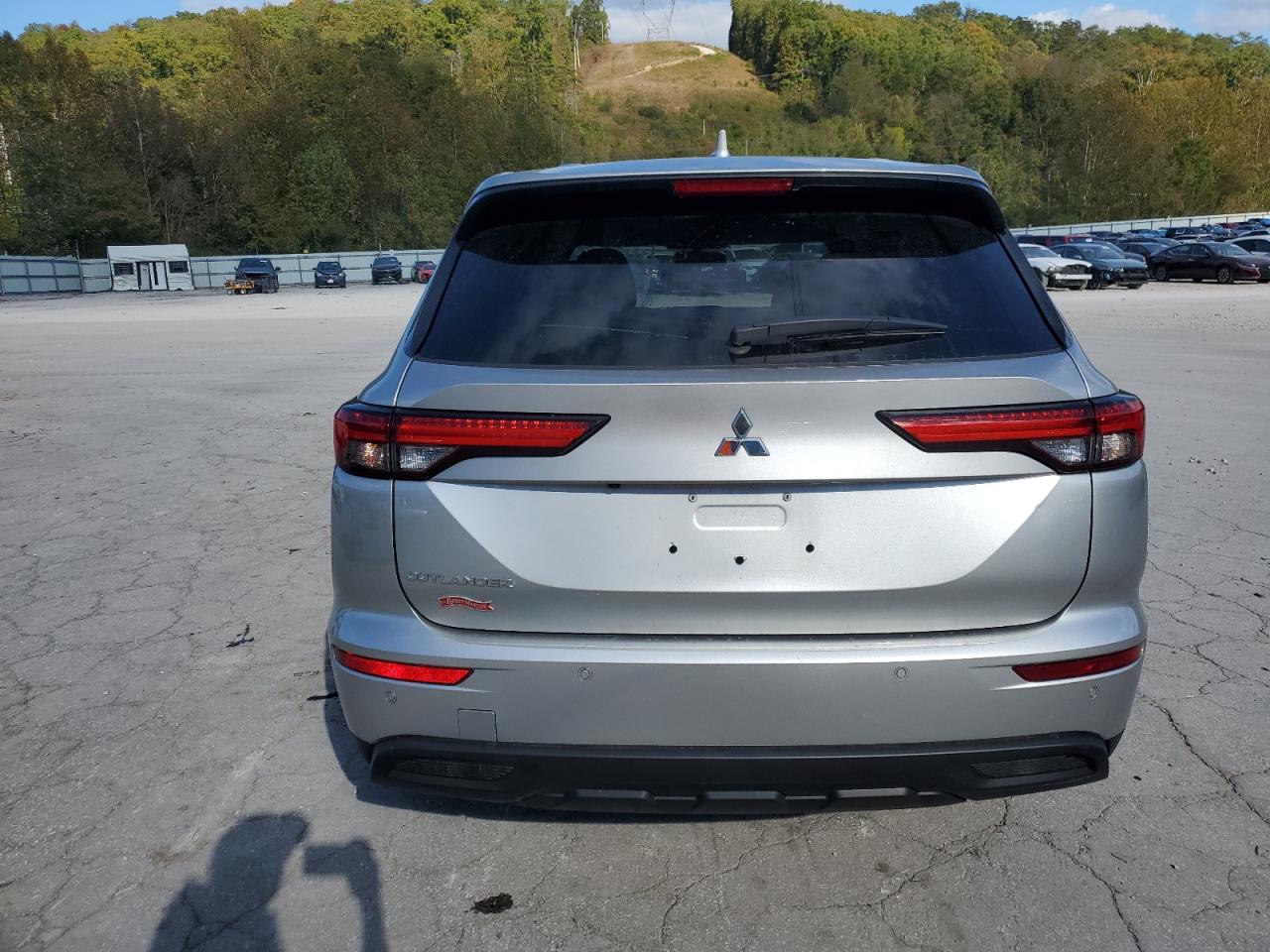MITSUBISHI OUTLANDER ES