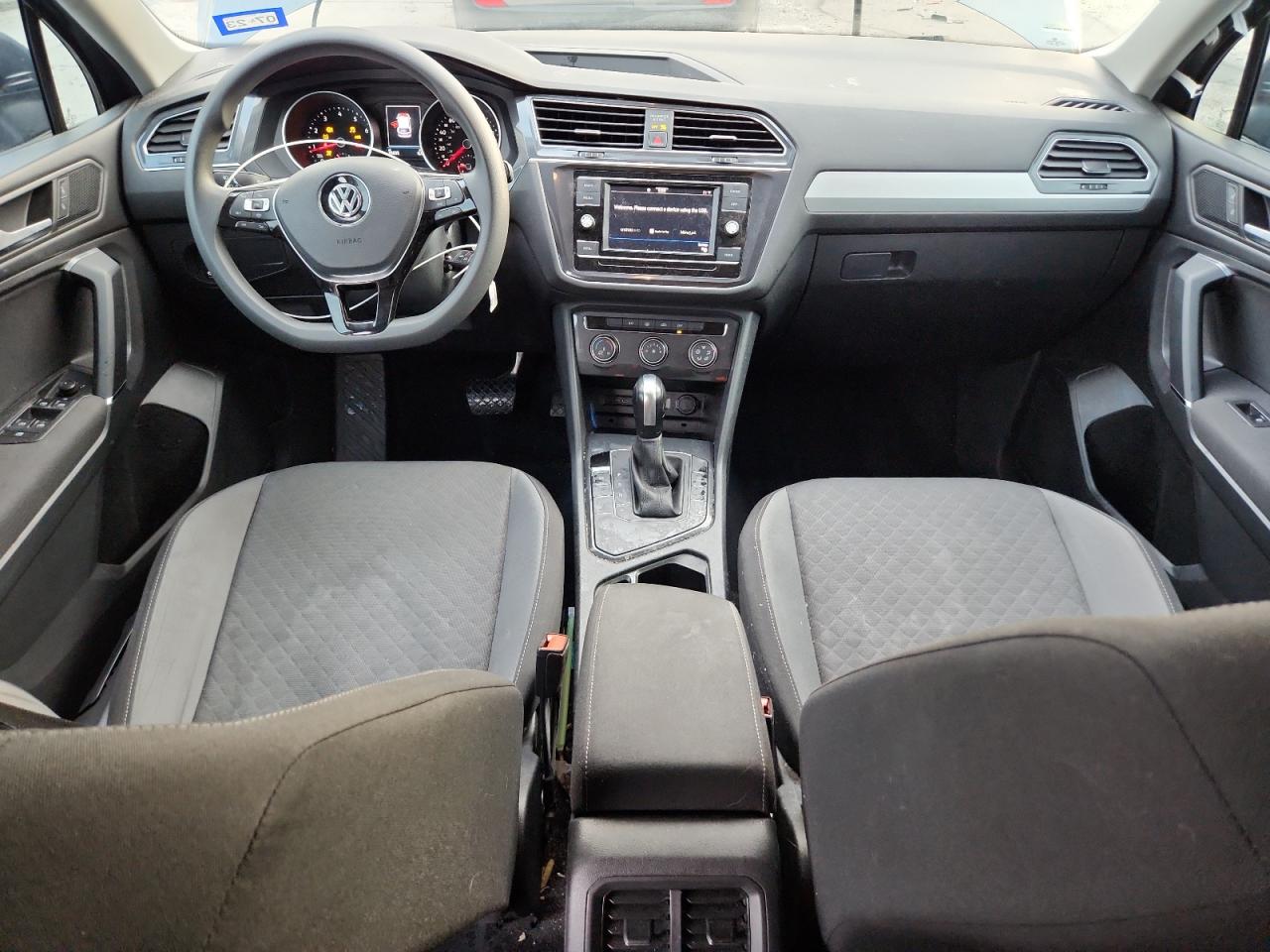 VOLKSWAGEN TIGUAN S