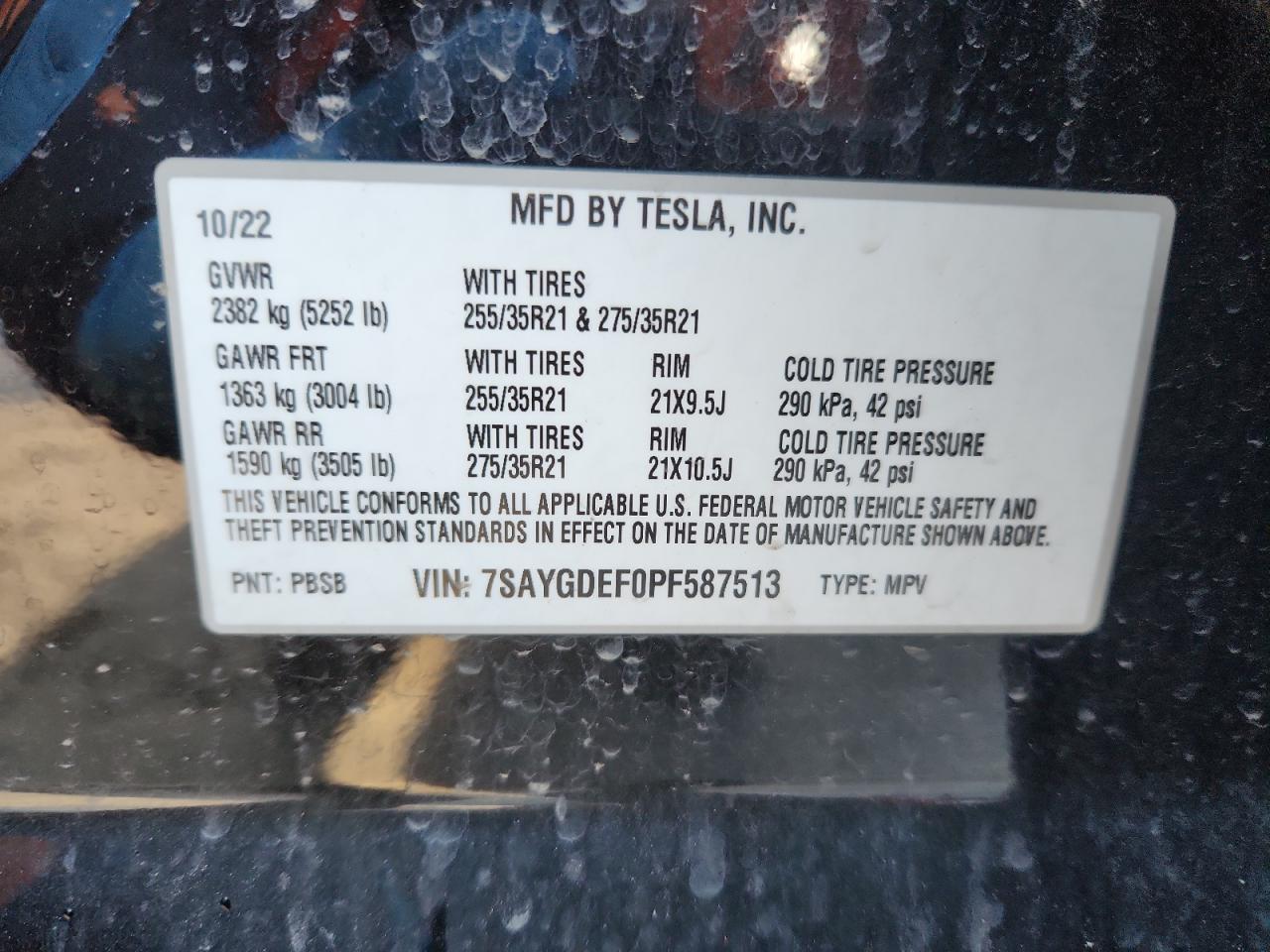 TESLA MODEL Y
