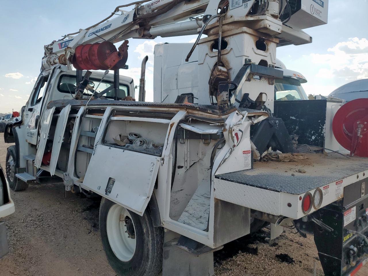 Lot #3303047606 2023 FREIGHTLINER M2