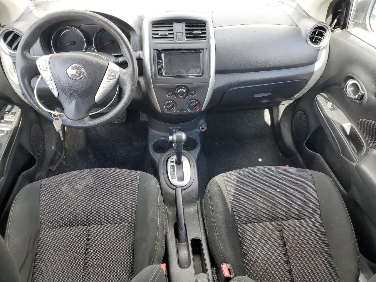 NISSAN VERSA S