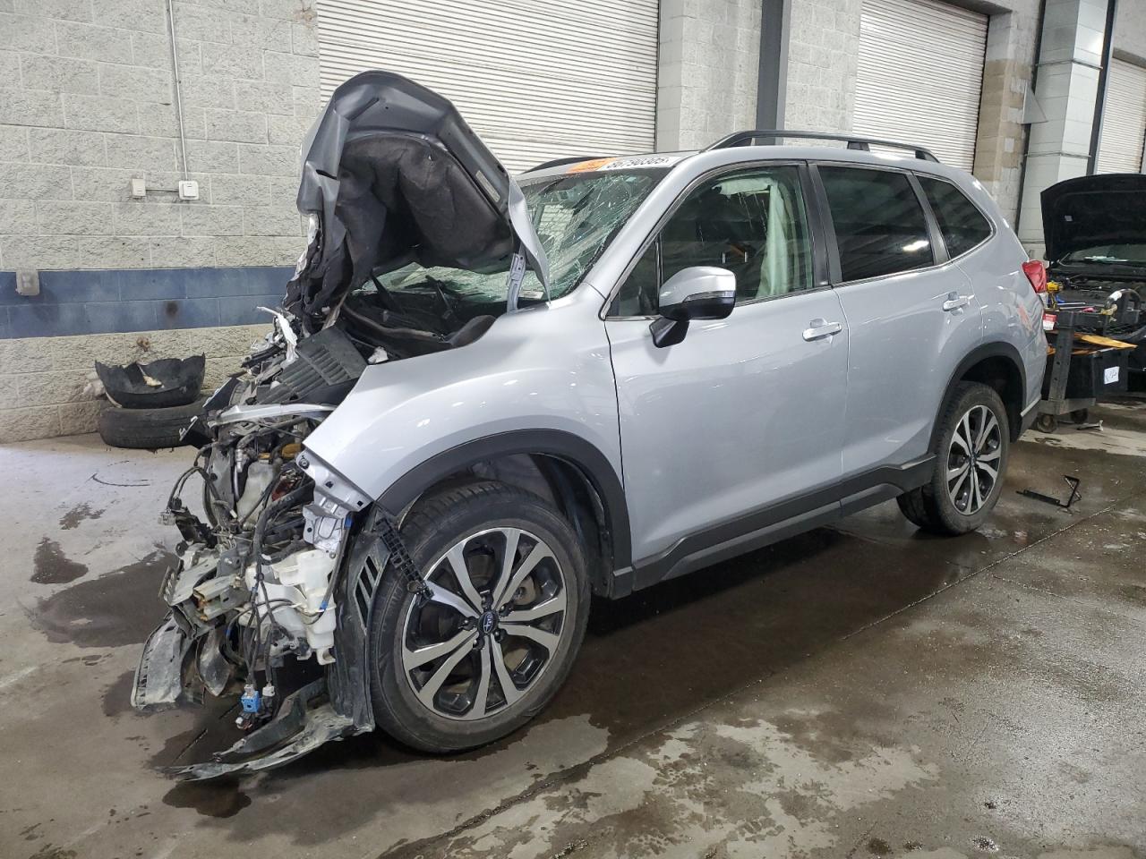 SUBARU FORESTER LIMITED