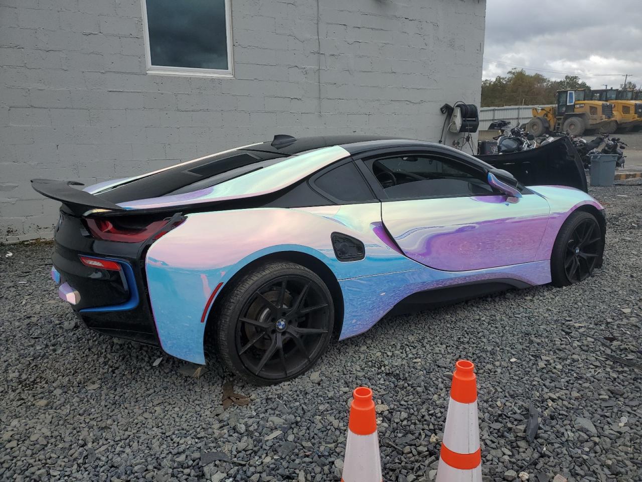 BMW I8