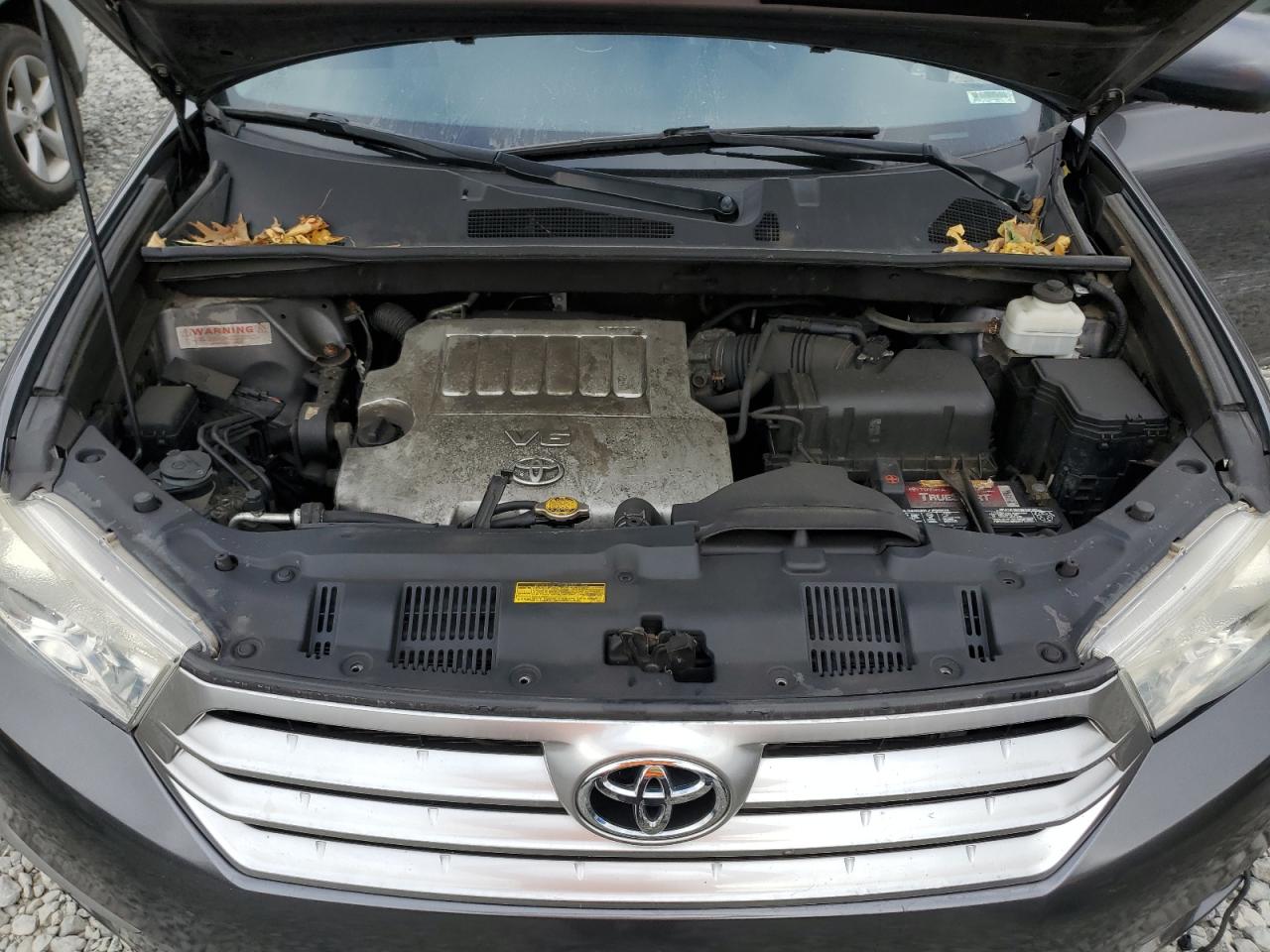 TOYOTA HIGHLANDER BASE