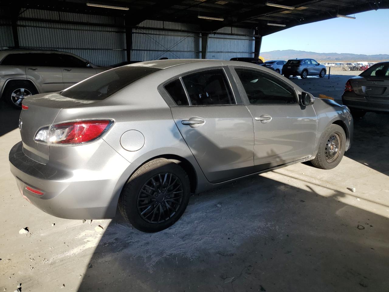 MAZDA 3 I