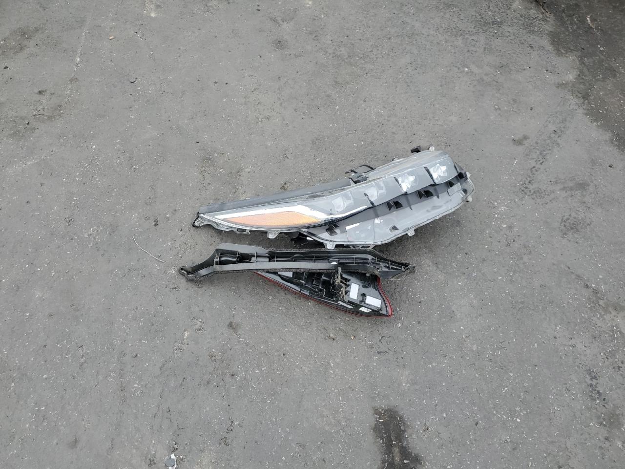 TOYOTA PRIUS PRIME LE