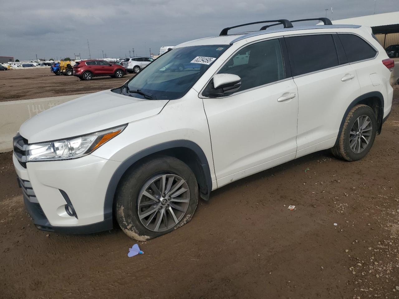 TOYOTA HIGHLANDER SE