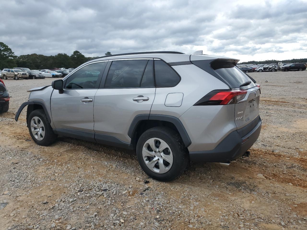 TOYOTA RAV4 LE
