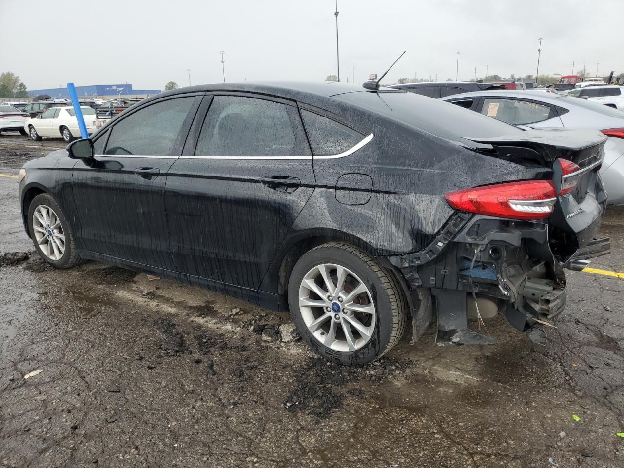 FORD FUSION SE