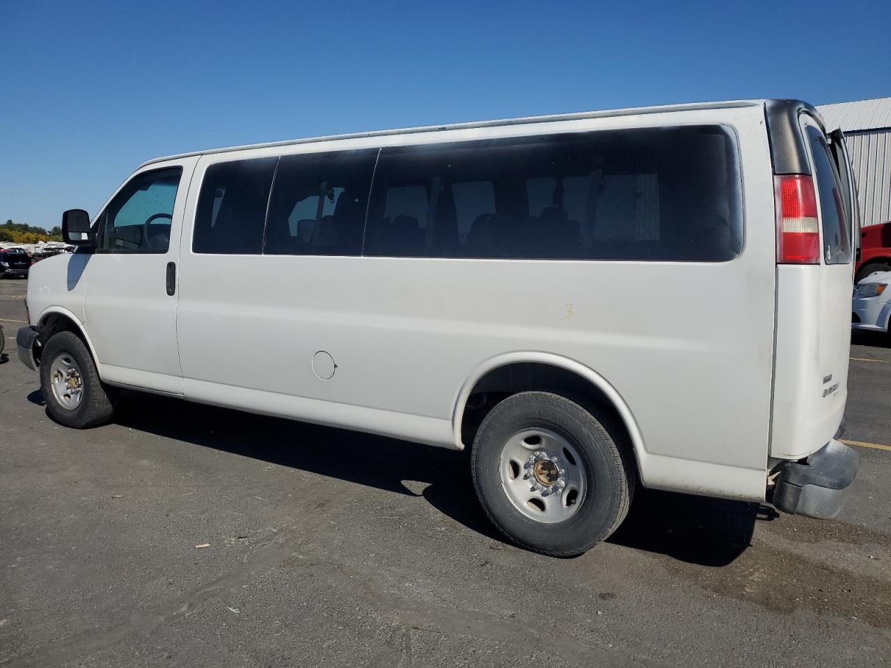 CHEVROLET EXPRESS LT