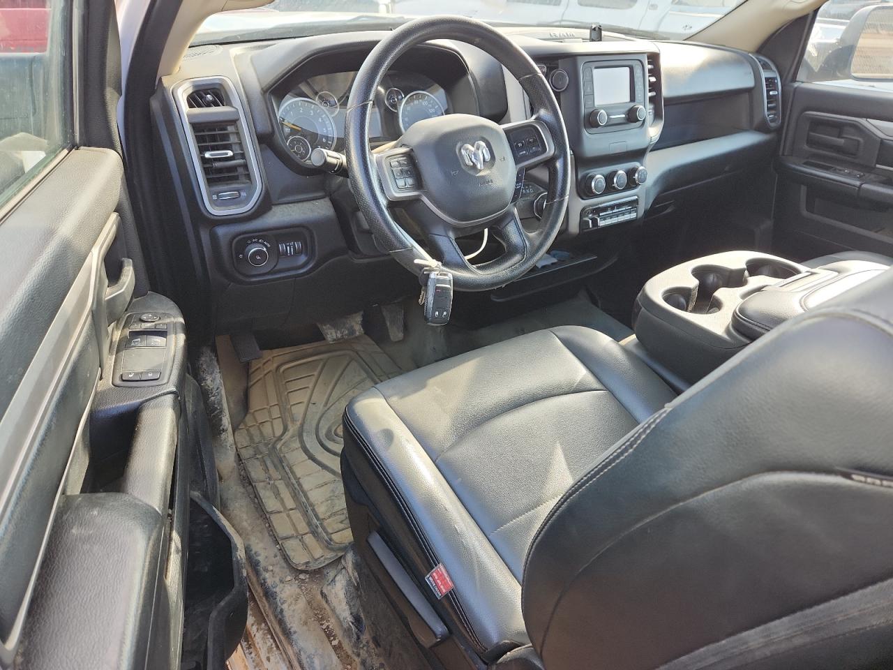 RAM 2500 TRADESMAN