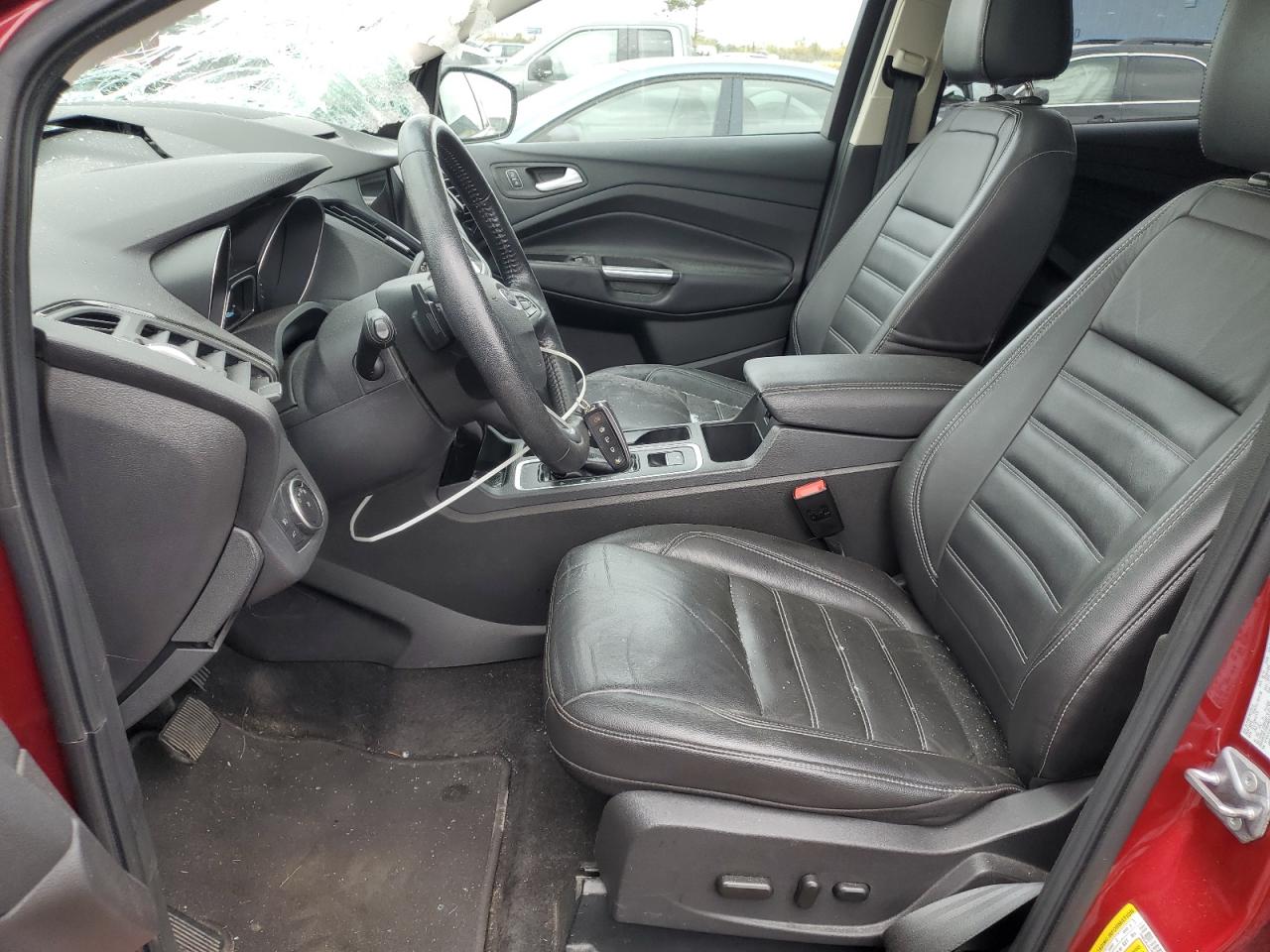 FORD ESCAPE TITANIUM