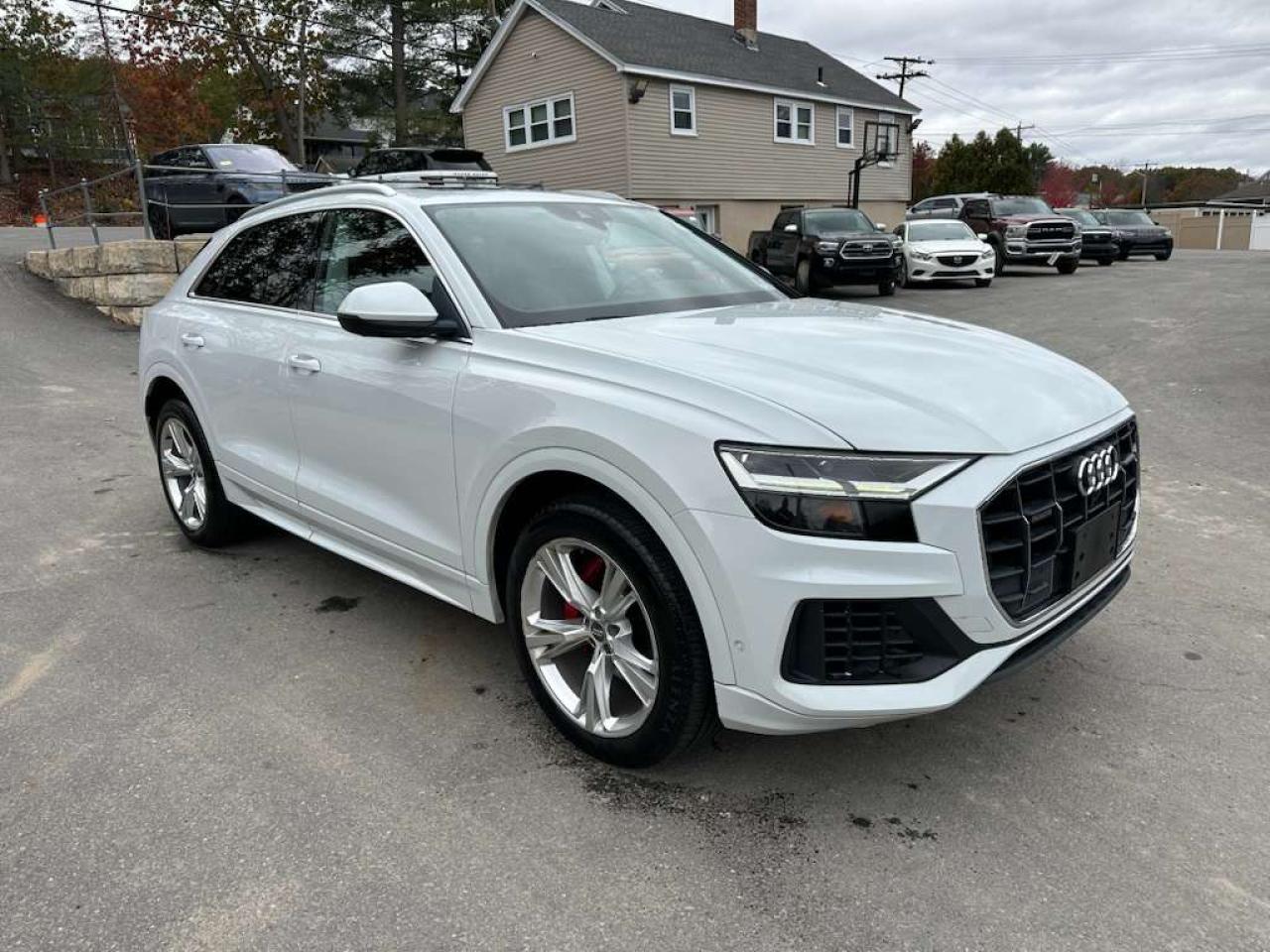 AUDI Q8 PREMIUM PLUS