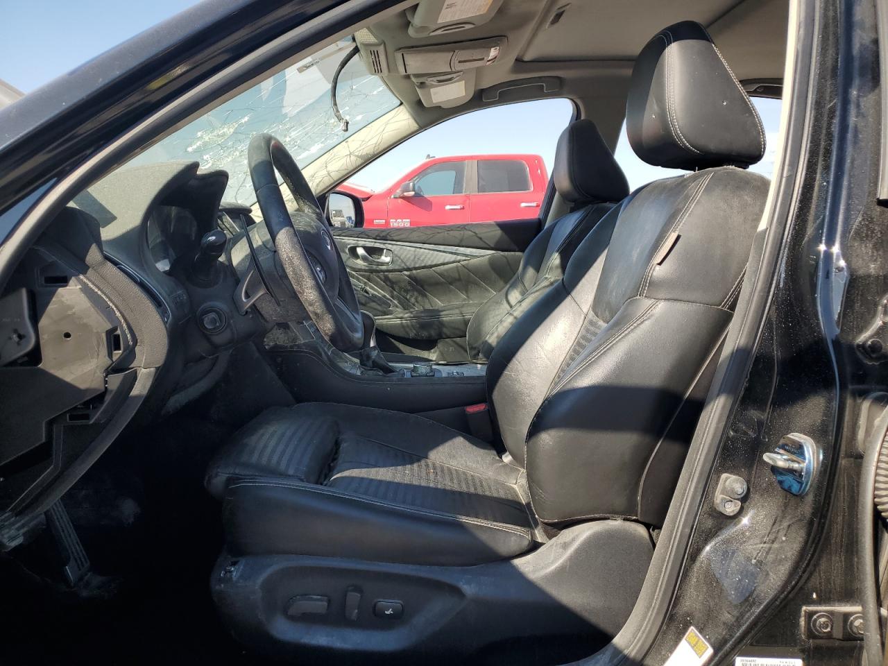 INFINITI Q50 RED SPORT 400