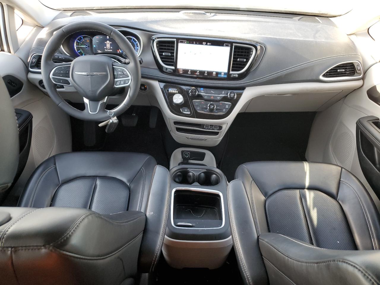 CHRYSLER PACIFICA HYBRID TOURING L