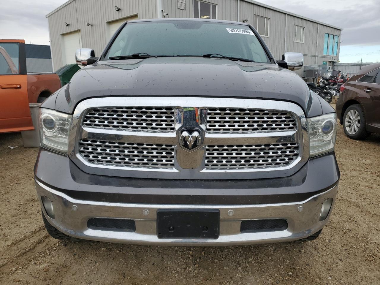 RAM 1500 LARAMIE