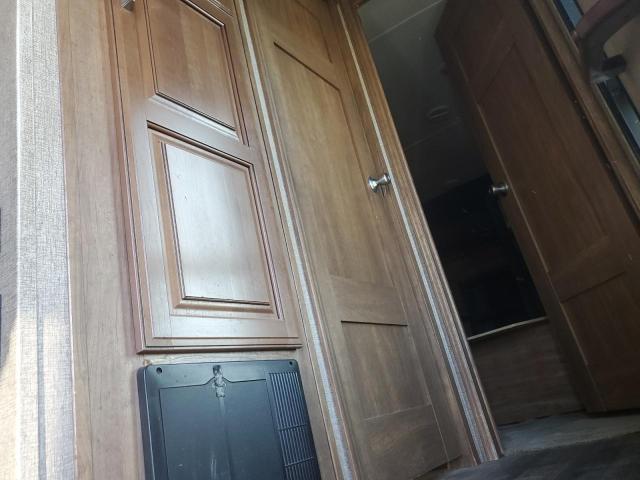 2016 KYRV MONTANA FI #3297077526