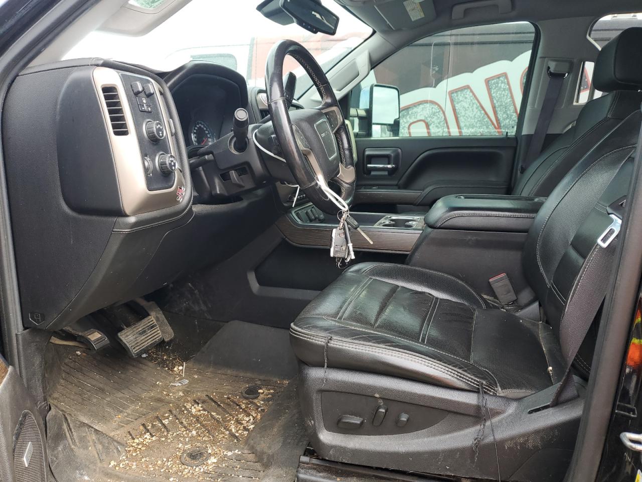 GMC SIERRA K2500 DENALI