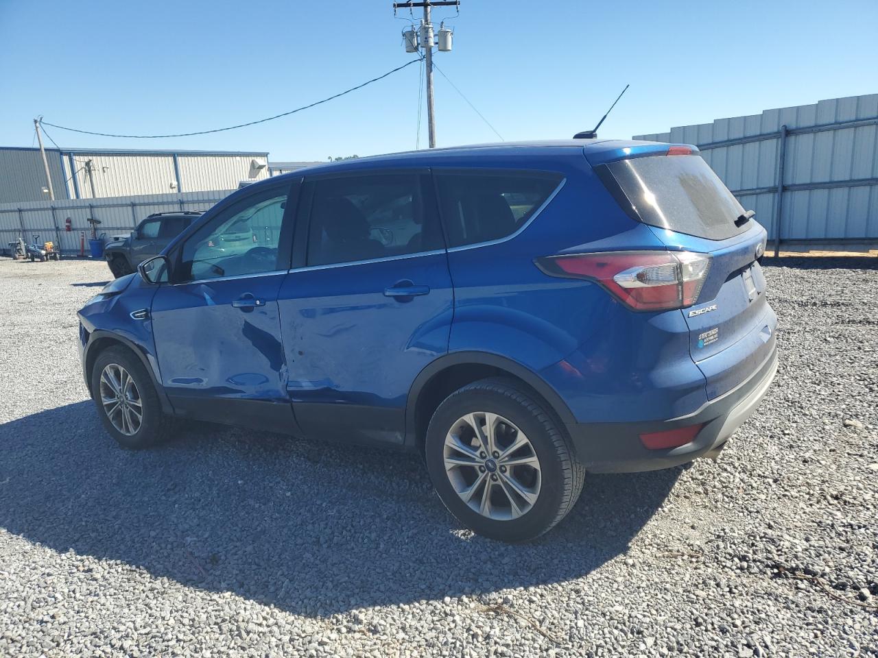 FORD ESCAPE SE