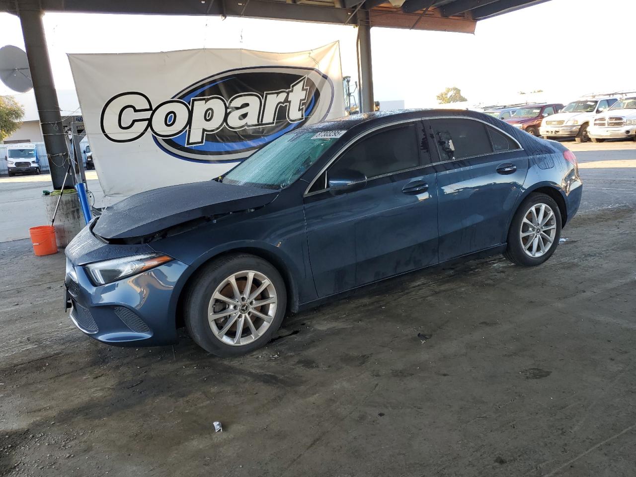 MERCEDES-BENZ A-CLASS 220