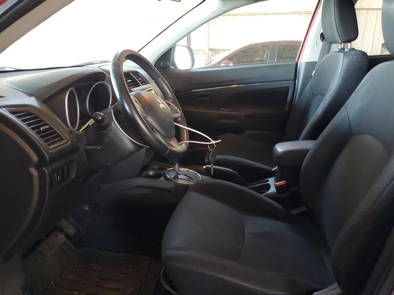 MITSUBISHI OUTLANDER ES