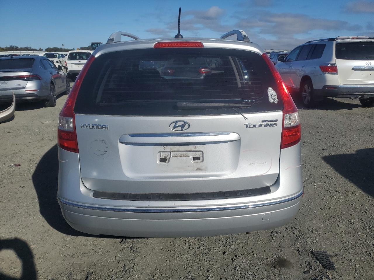 HYUNDAI ELANTRA GLS