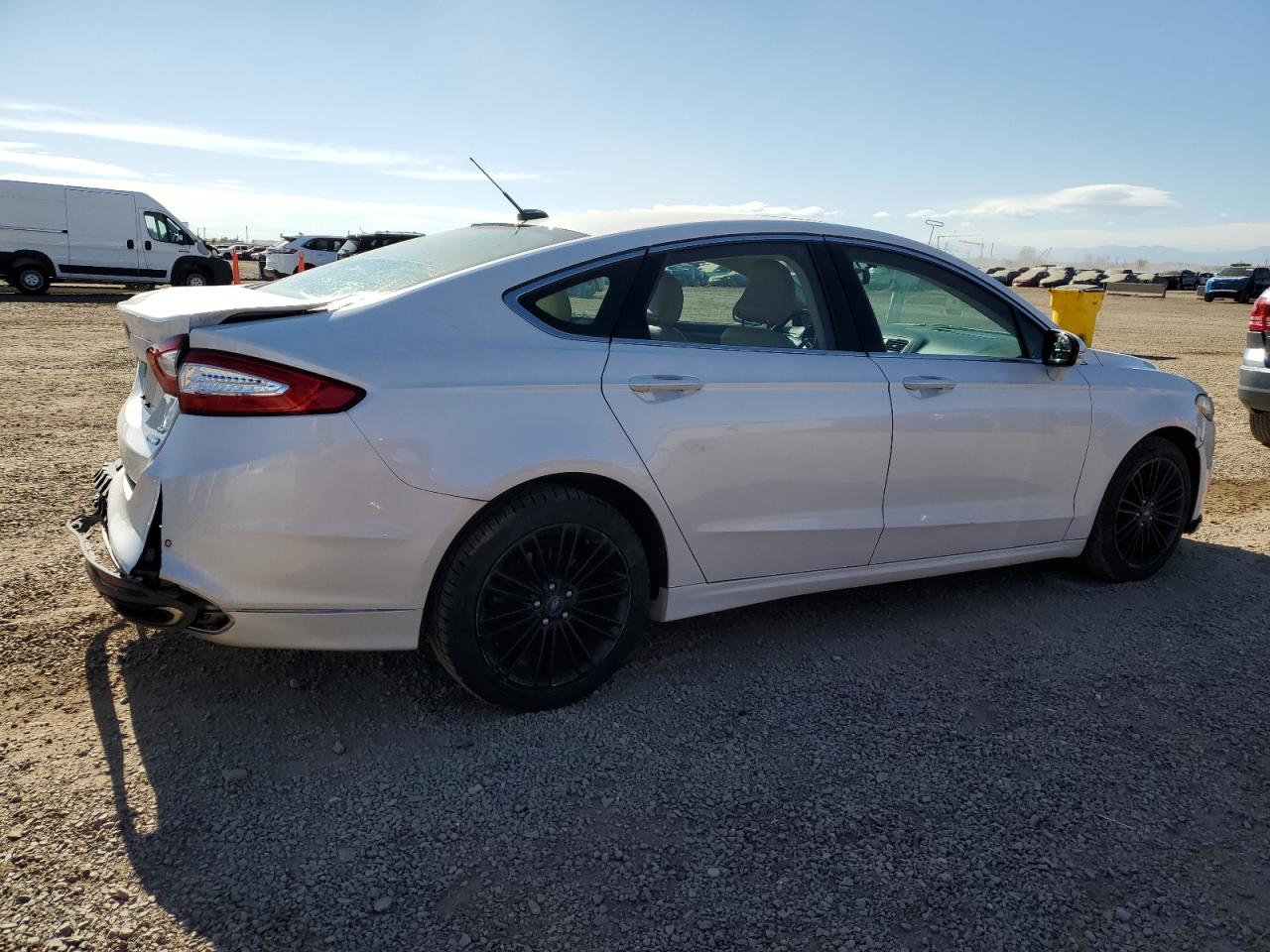 FORD FUSION SE