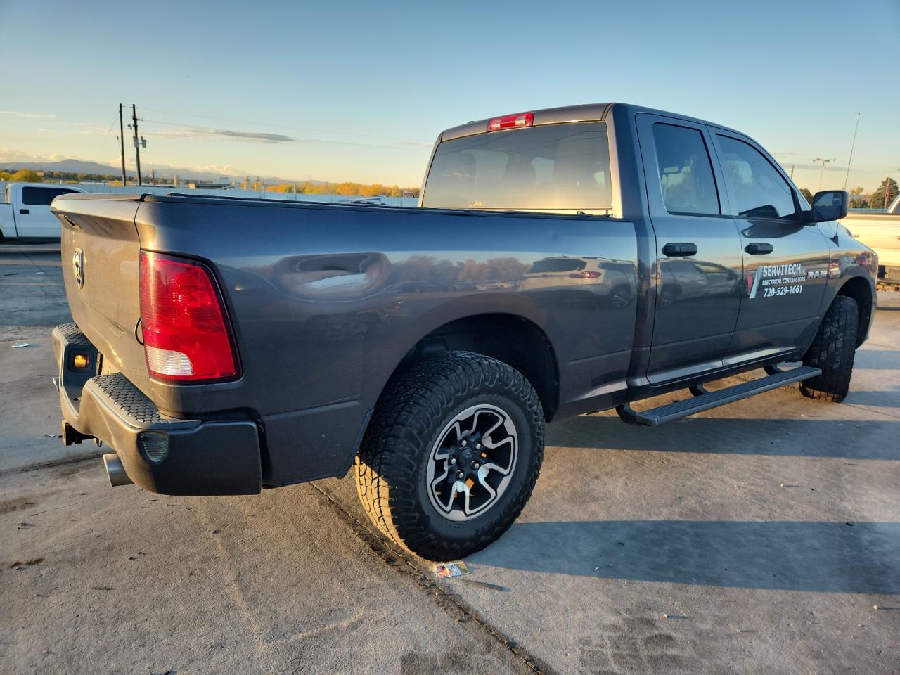 RAM 1500 ST