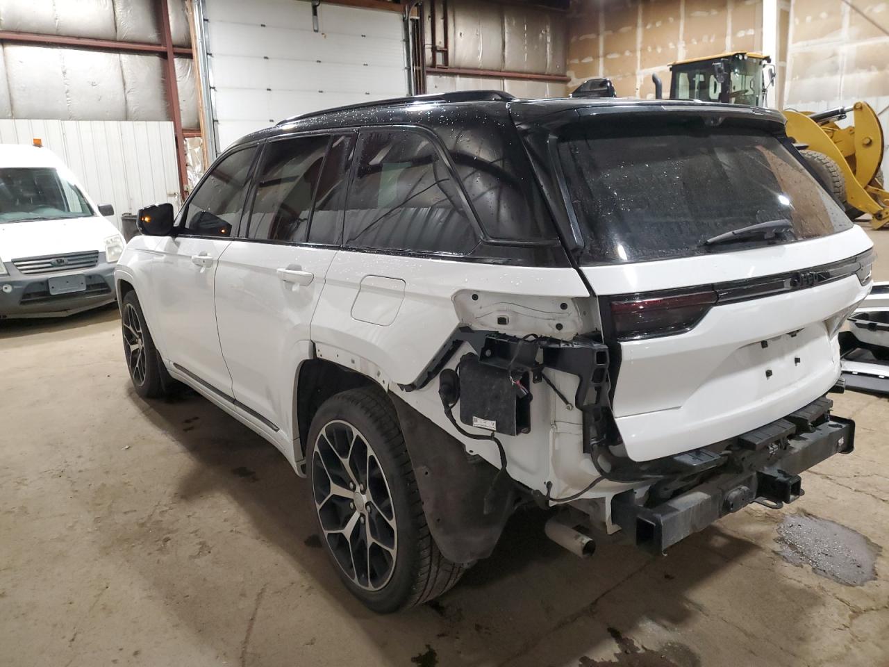 JEEP GRAND CHEROKEE SUMMIT