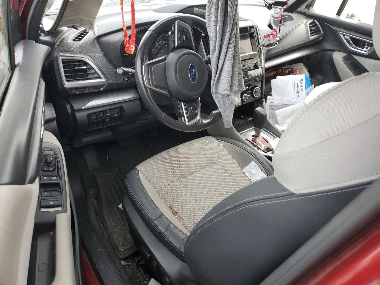 SUBARU FORESTER PREMIUM