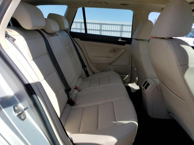 2010 VOLKSWAGEN JETTA TDI - 3VWTL7AJ2AM690902