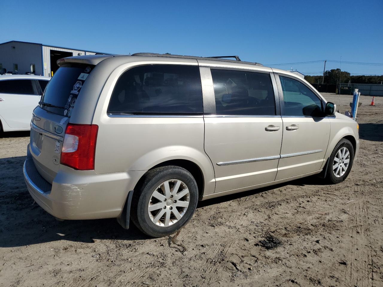 CHRYSLER TOWN & COUNTRY TOURING