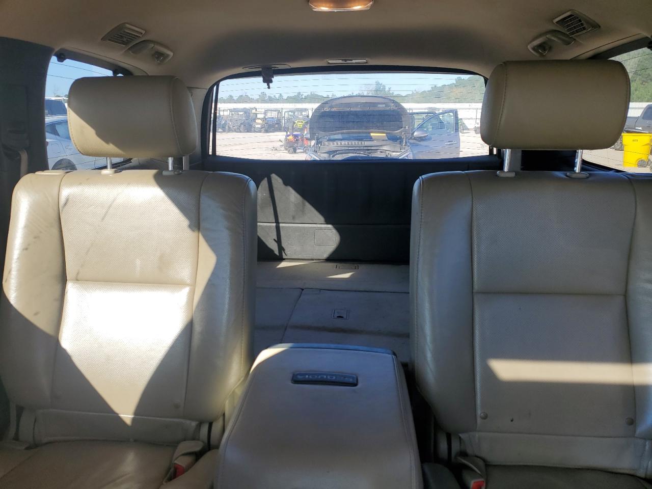 TOYOTA SEQUOIA PLATINUM