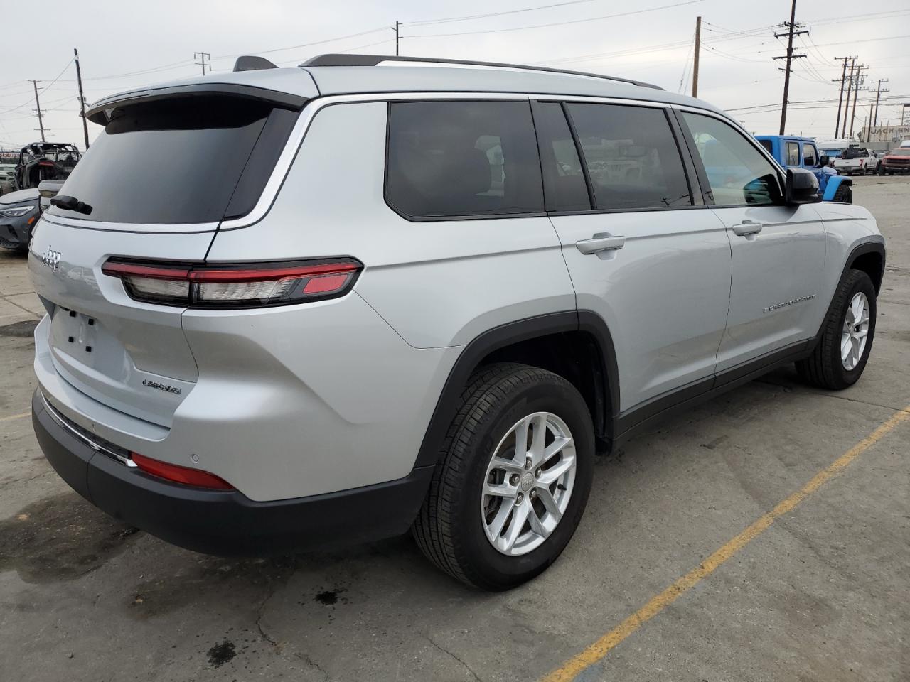JEEP GRAND CHEROKEE L LAREDO