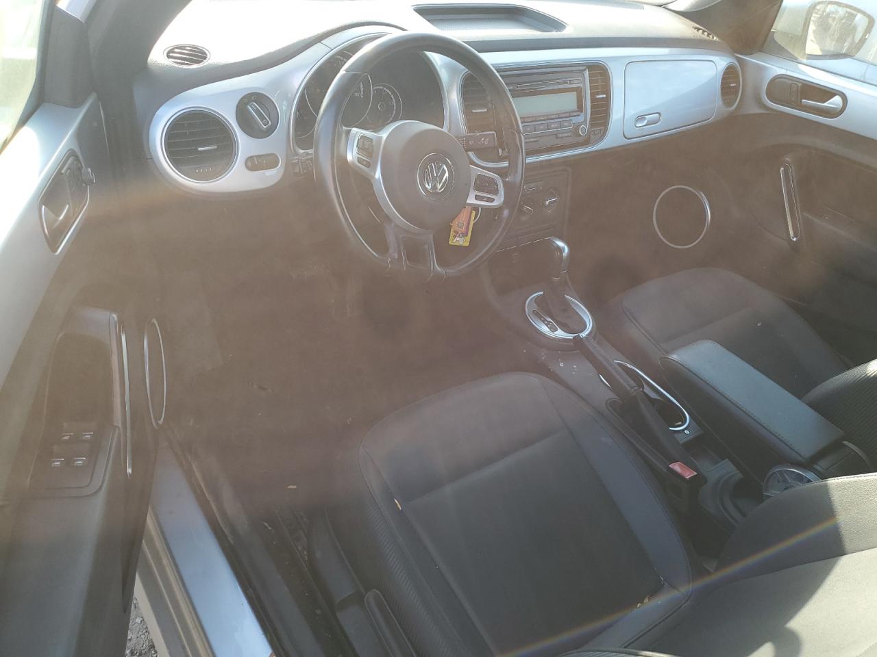 VOLKSWAGEN BEETLE 1.8T