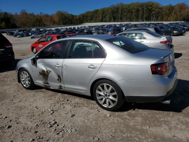 2010 VOLKSWAGEN JETTA WOLF #3292389300