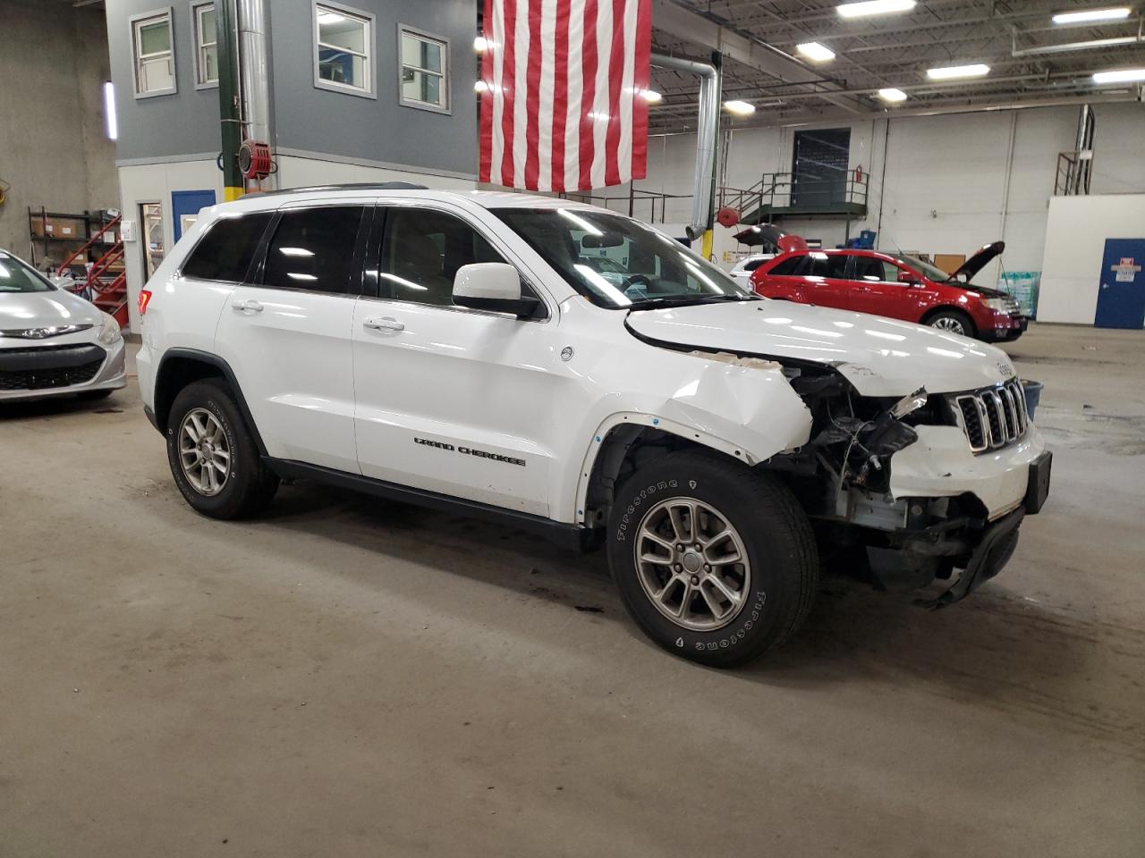 JEEP GRAND CHEROKEE LAREDO