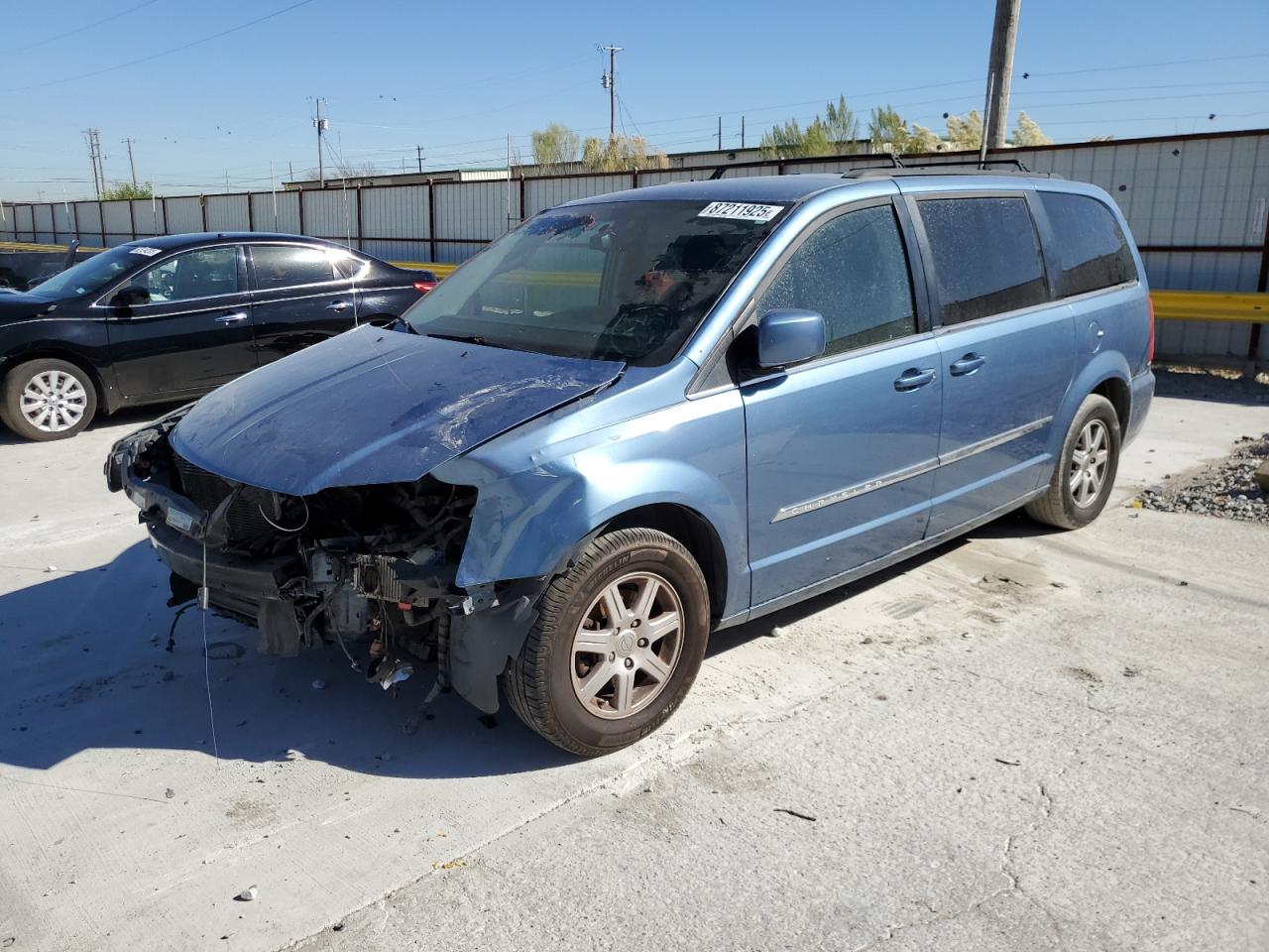 CHRYSLER TOWN & COUNTRY TOURING