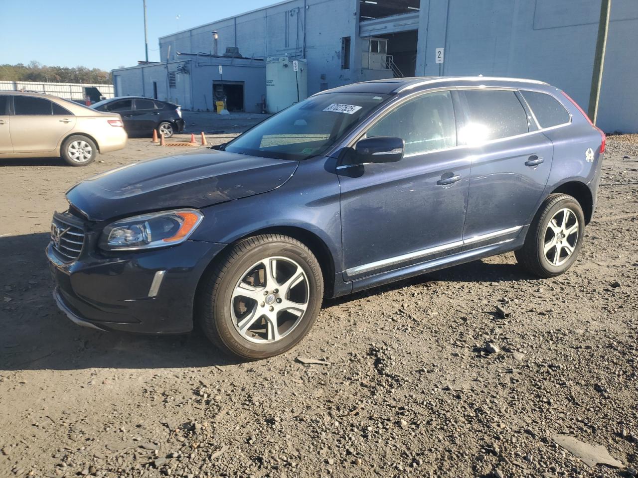 VOLVO XC60 T6 PLATINUM