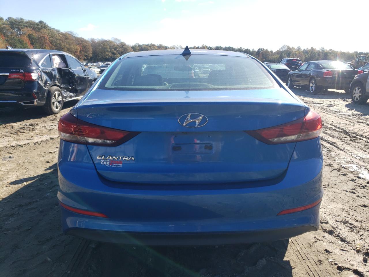 HYUNDAI ELANTRA SE