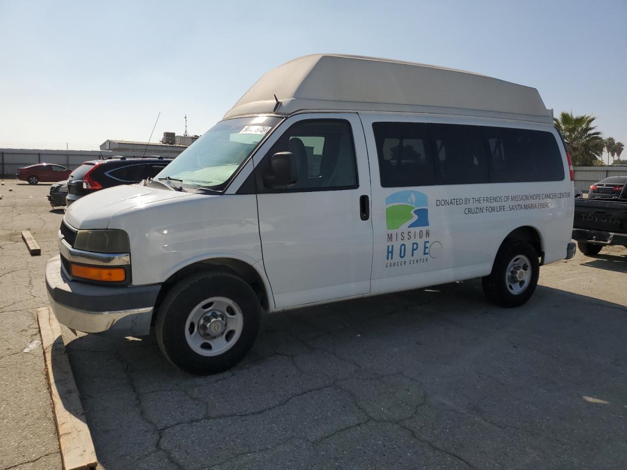 CHEVROLET EXPRESS LT