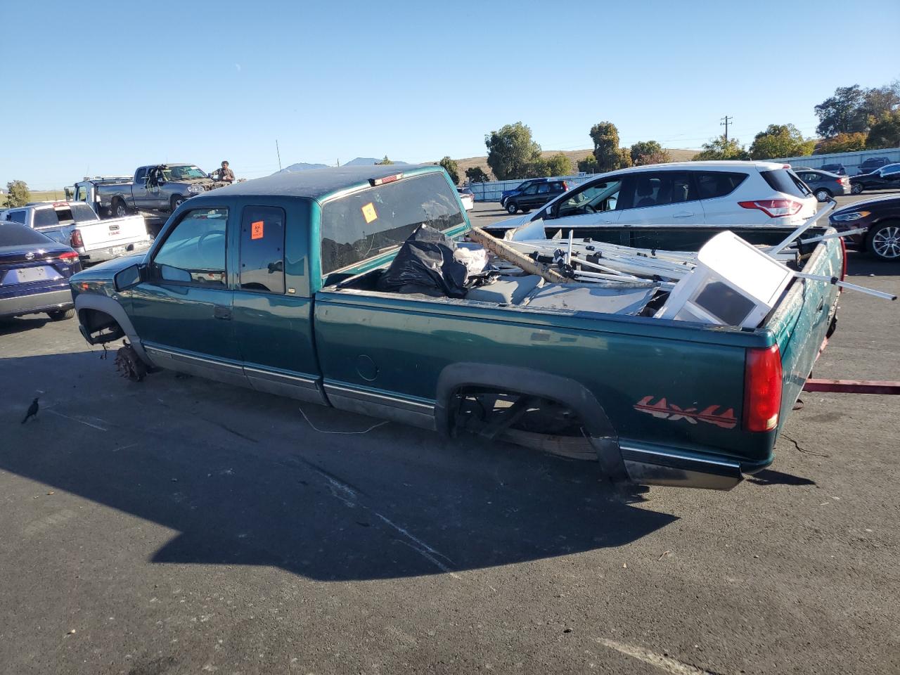 Lot #3285586338 1998 CHEVROLET GMT-400 K2