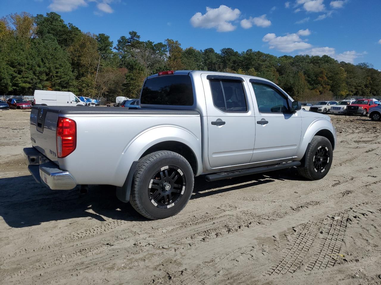 NISSAN FRONTIER S