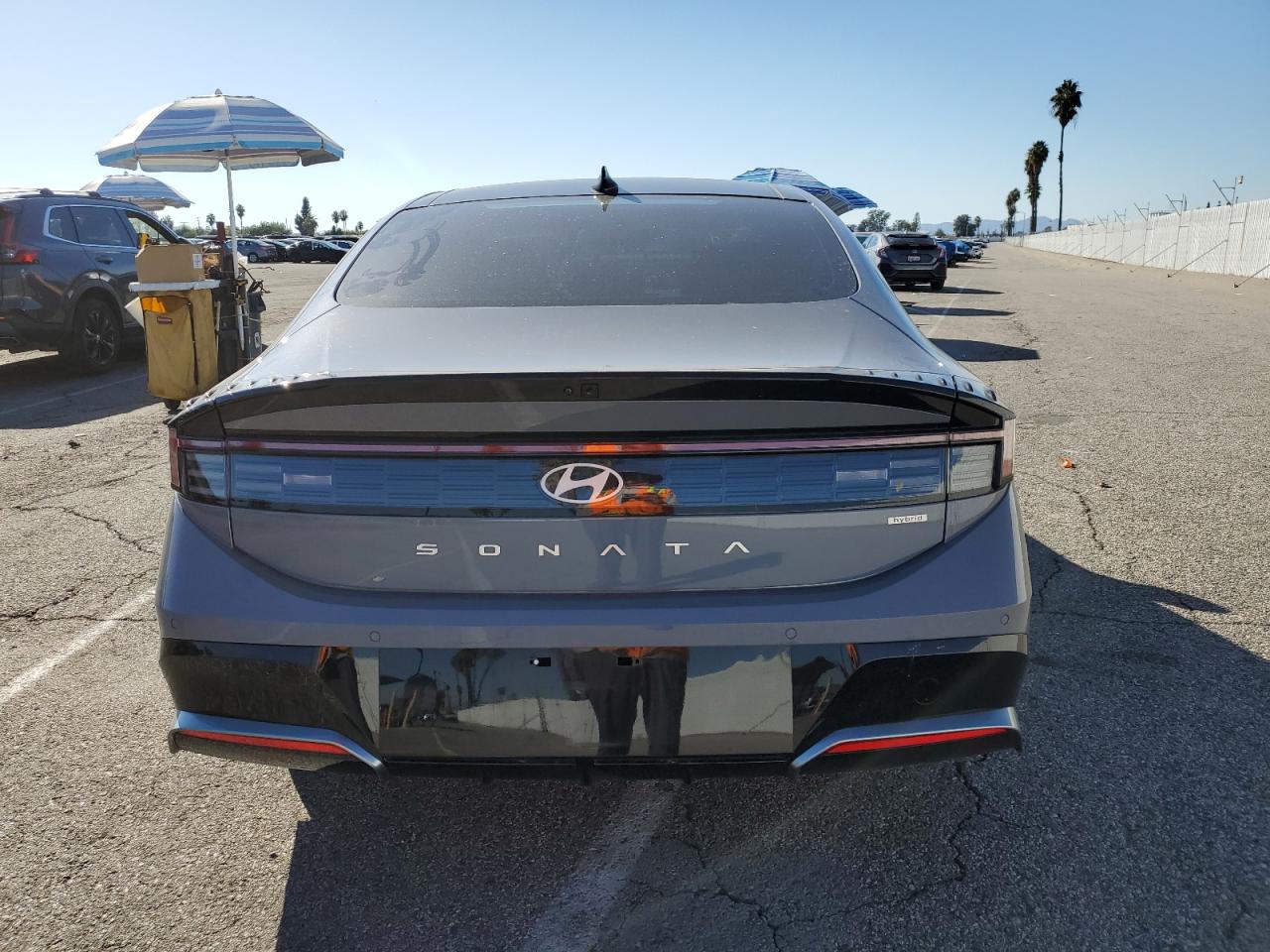 HYUNDAI SONATA HYBRID