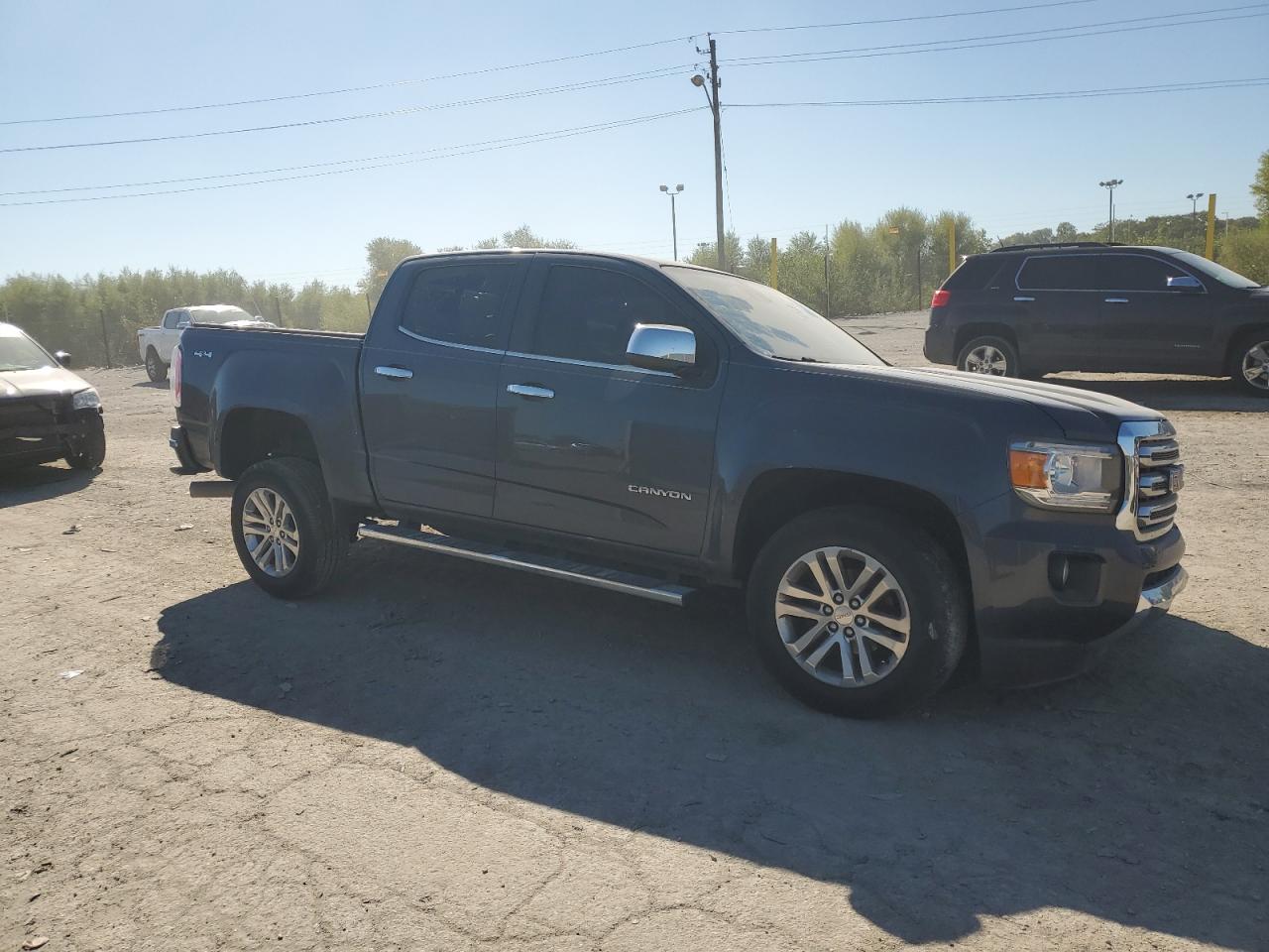 GMC CANYON SLT