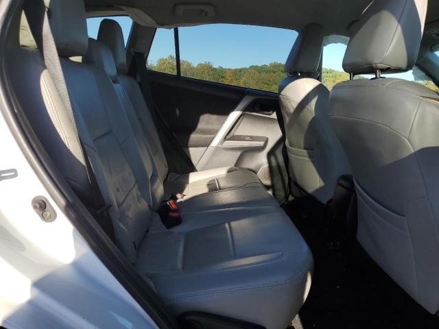 2018 TOYOTA RAV 4 2T3ZFREV0JW481945